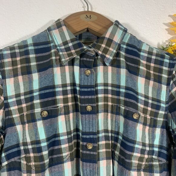 Duluth Trading Co. Plaid Double Pocket Button Shirt Size Large Women’s - Picture 2 of 8